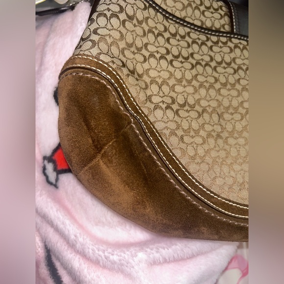 Coach Brown Soho Shoulder Bag Purse - Picture 8 of 16